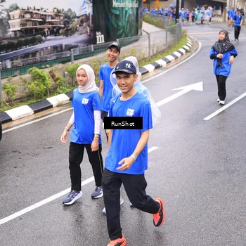 Runner Photo 7956741
