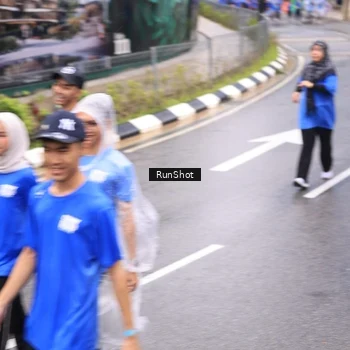 Runner Photo 7956746