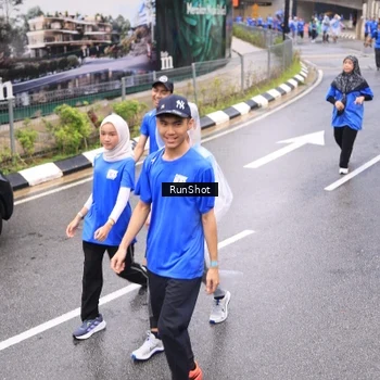 Runner Photo 7956753