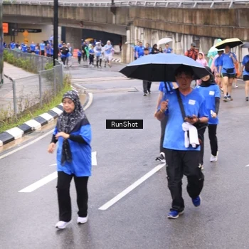 Runner Photo 7956756