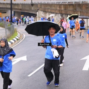 Runner Photo 7956762