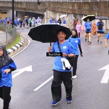 Runner Photo 7956763
