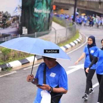 Runner Photo 7956785