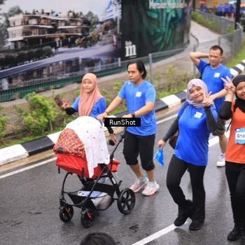 Runner Photo 7956788