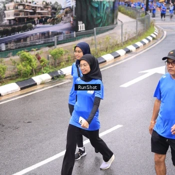 Runner Photo 7956803