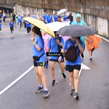 Runner Photo 7956851
