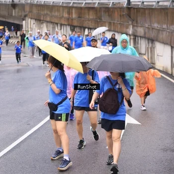 Runner Photo 7956852