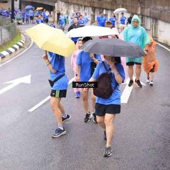 Runner Photo 7956861