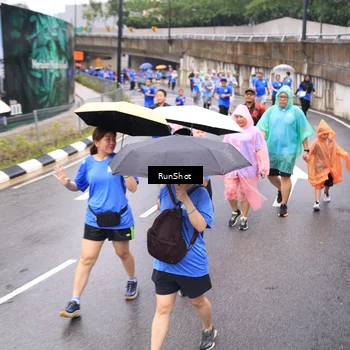 Runner Photo 7956876