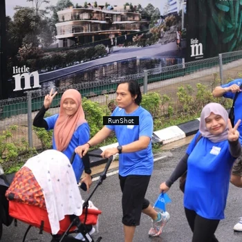 Runner Photo 7956877