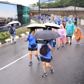 Runner Photo 7956878