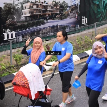 Runner Photo 7956895