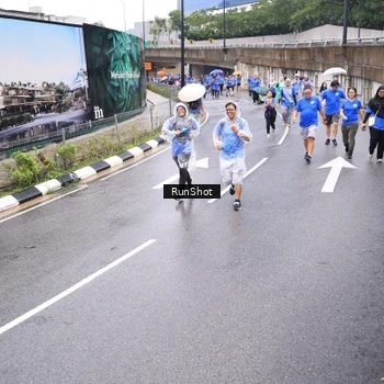 Runner Photo 7956958