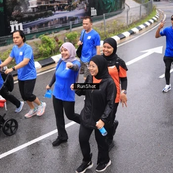 Runner Photo 7956966