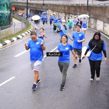 Runner Photo 7956997