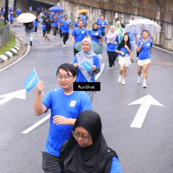 Runner Photo 7957025