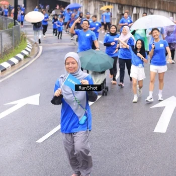 Runner Photo 7957034