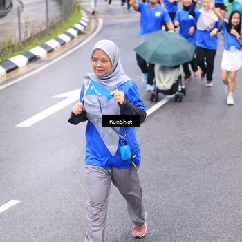 Runner Photo 7957041