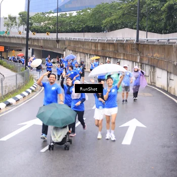 Runner Photo 7957054