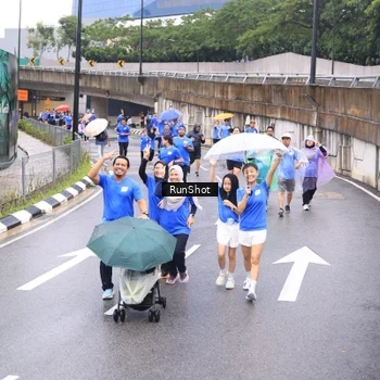 Runner Photo 7957056