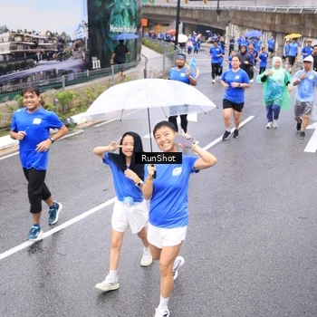 Runner Photo 7957107
