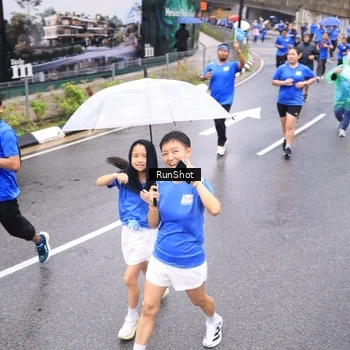 Runner Photo 7957109
