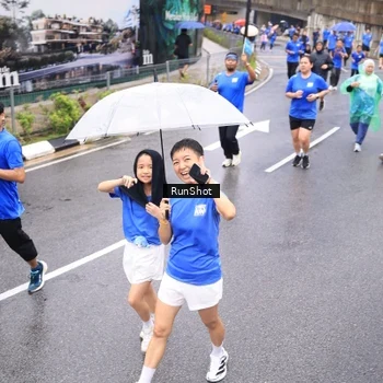 Runner Photo 7957111