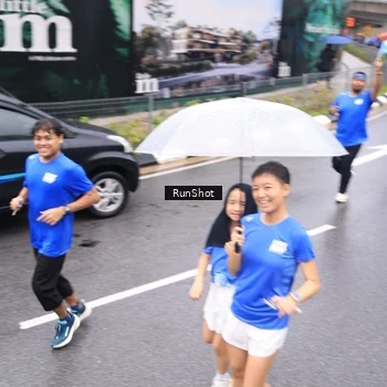 Runner Photo 7957116