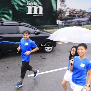 Runner Photo 7957118