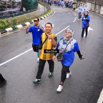 Runner Photo 7957124