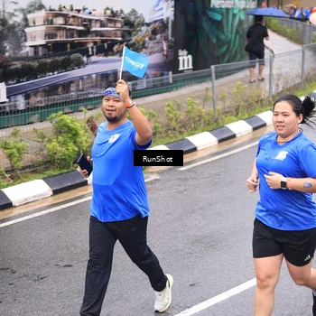 Runner Photo 7957128