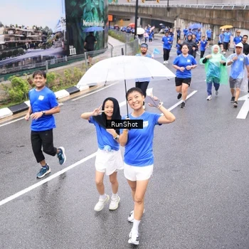 Runner Photo 7957129