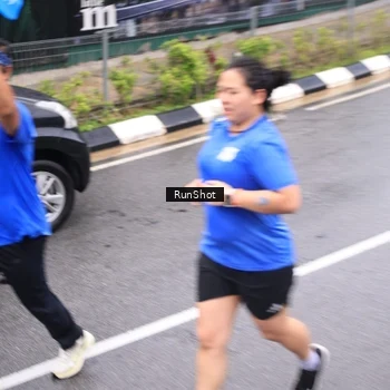 Runner Photo 7957139