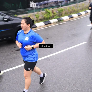 Runner Photo 7957141