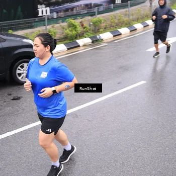 Runner Photo 7957142