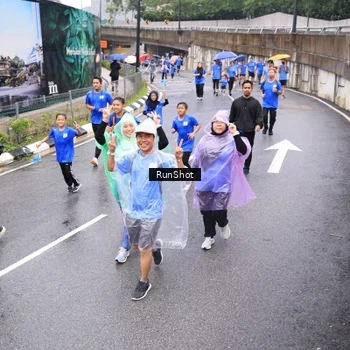 Runner Photo 7957163