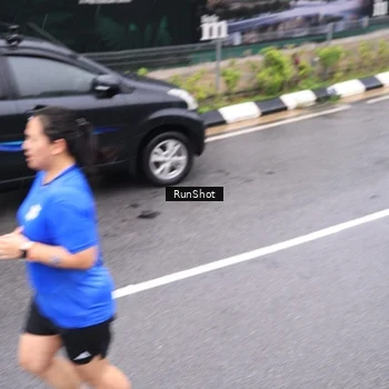 Runner Photo 7957171