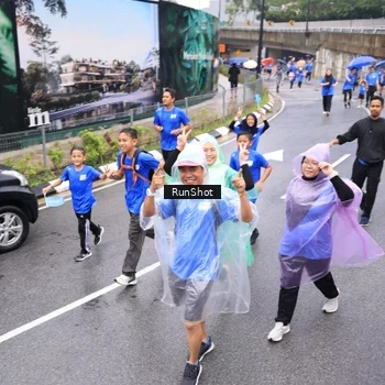 Runner Photo 7957172