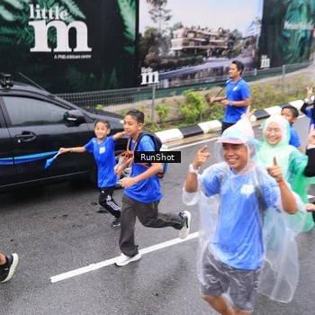 Runner Photo 7957178