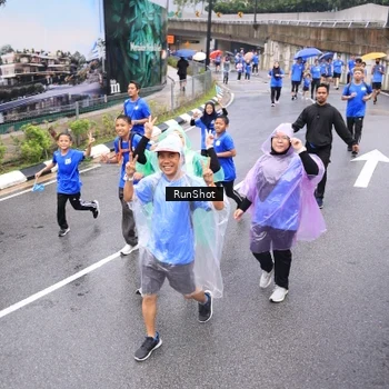 Runner Photo 7957188