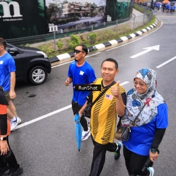 Runner Photo 7957209