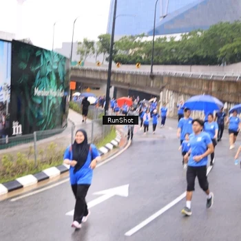 Runner Photo 7957232