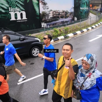 Runner Photo 7957240