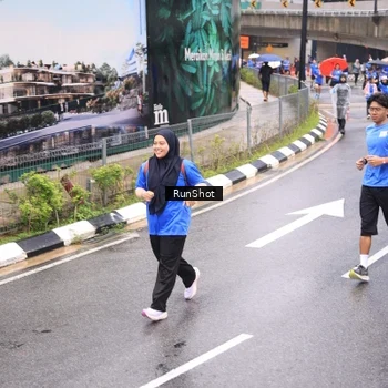 Runner Photo 7957241