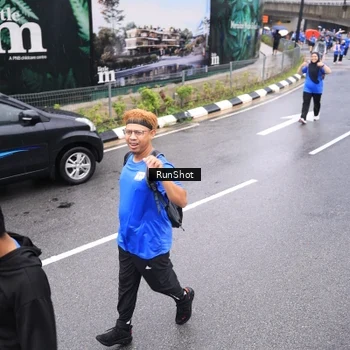 Runner Photo 7957253
