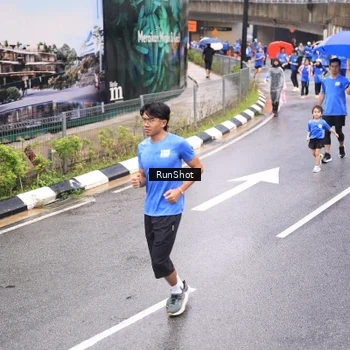 Runner Photo 7957256