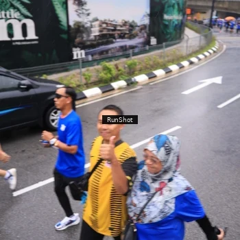 Runner Photo 7957264