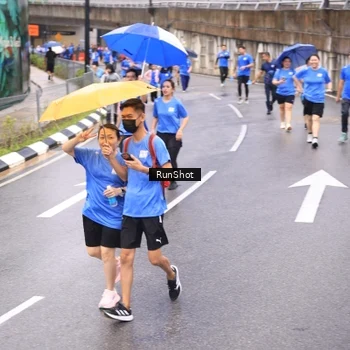 Runner Photo 7957273