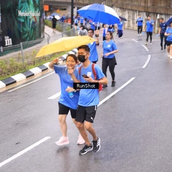 Runner Photo 7957275