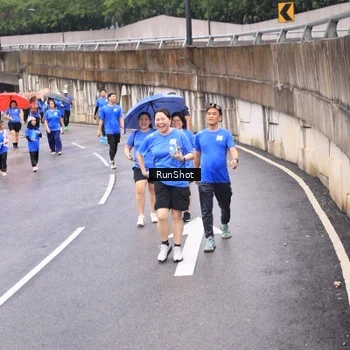 Runner Photo 7957316